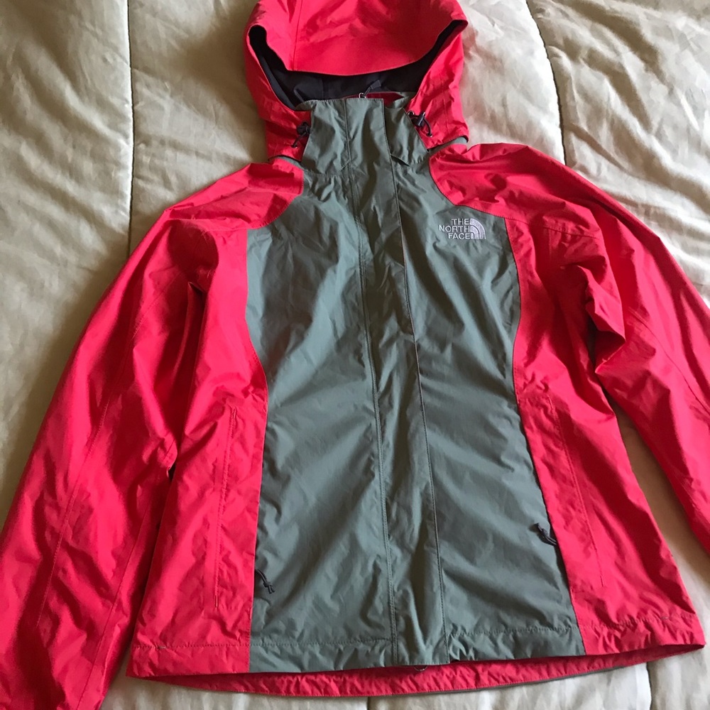 The north face women jacket coat hivent small